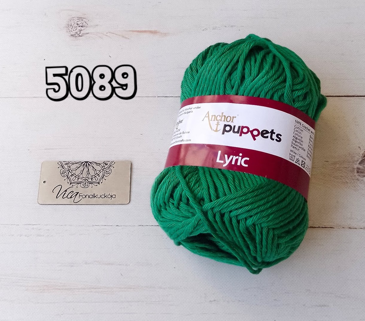 Puppets Lyric 5089
